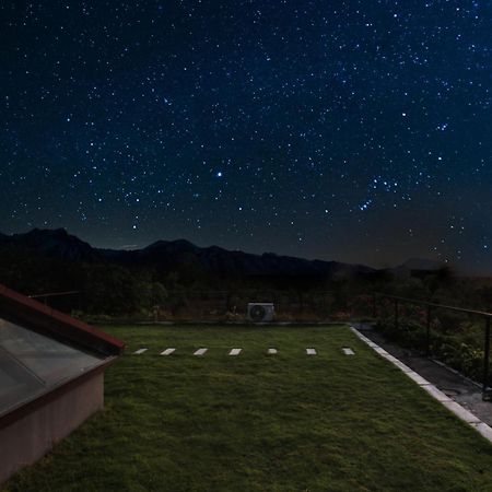 Villa Ambara Sumberkima Banyuwedang Dış mekan fotoğraf